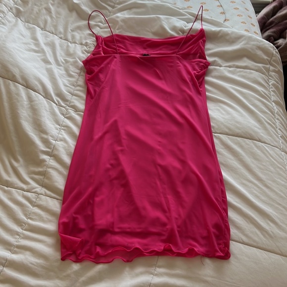 Forever 21 swoop neck hot pink dress size large with mesh material with a slip - Picture 2 of 2